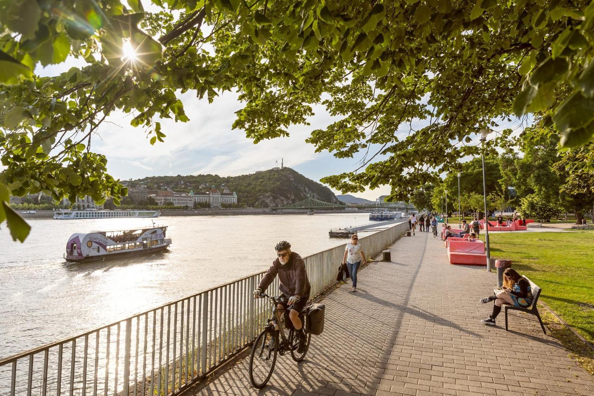 Verno House Budapest, Vignette Collection By Ihg Exterior foto The Rhine promenade