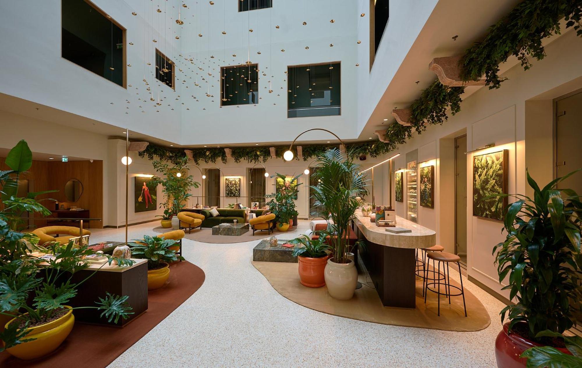 Verno House Budapest, Vignette Collection By Ihg Exterior foto The lobby of the hotel